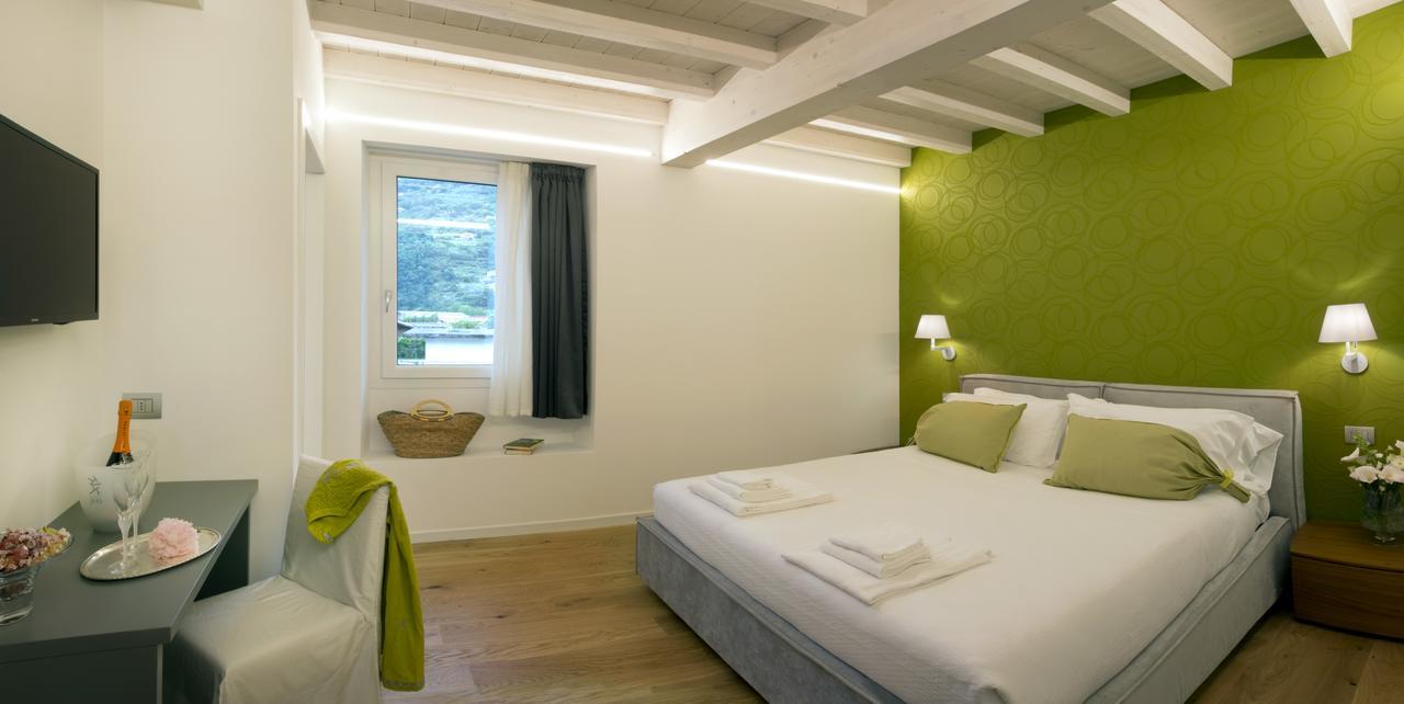Manzoni 124 Bed&Relax Bed & Breakfast Esine Dış mekan fotoğraf